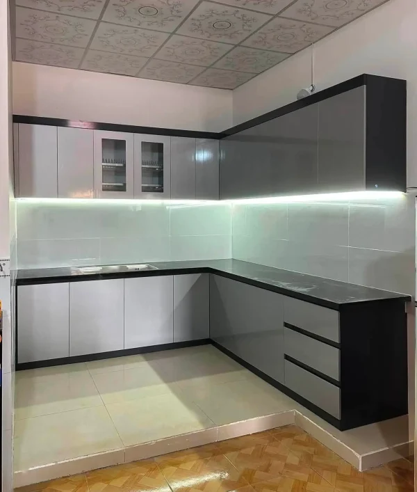 Tủ bếp nhựa Ecoplast cao cấp chữ L có ô lắp máy rửa bát tại Ninh Sở Hồng Vân Thường Tín