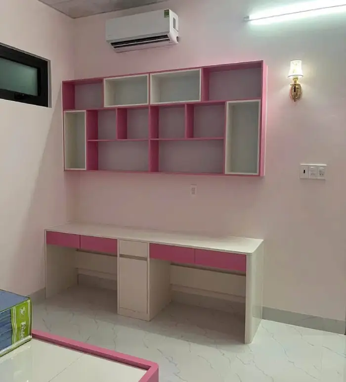Tủ quần áo nhựa Ecoplast kịch trần kết hợp giường ngủ 1m8x2m tone hồng trắng mơ ước cho hai bé gái tại Phù Đổng Gia Lâm