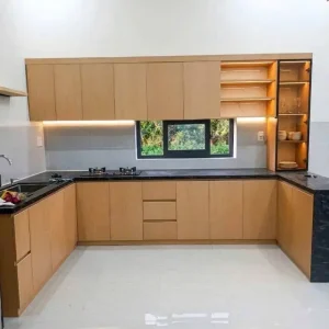 Tủ bếp nhựa Ecoplast có quầy bar và tủ rượu cao cấp EC-TBNQ01
