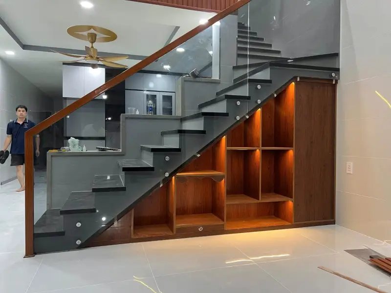 tủ gầm cầu thang nhựa Ecoplast có tốt & bền không